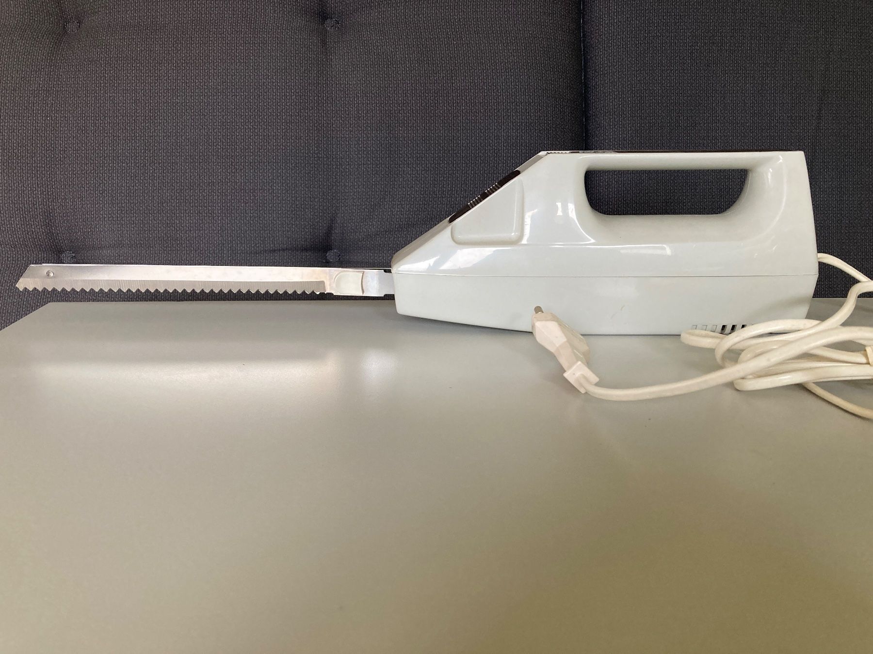 Elettrodomestici da cucina: Schneidmaschine Küche Mio Star – Usato da Stäfa venduto da ARCHITEKTUR-liqui 2