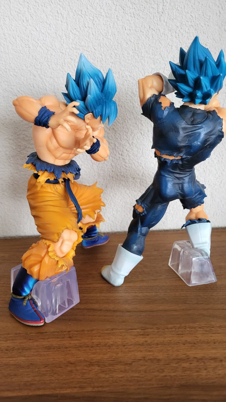 Statuette: Dragon Ball Figuren Son Goku & Vegeta – Usato da Fällanden venduto da Slayer6 1