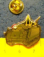 MILITÄR SCHWEIZ ARMEE PANZER PIN GLASIERT GOLDIG