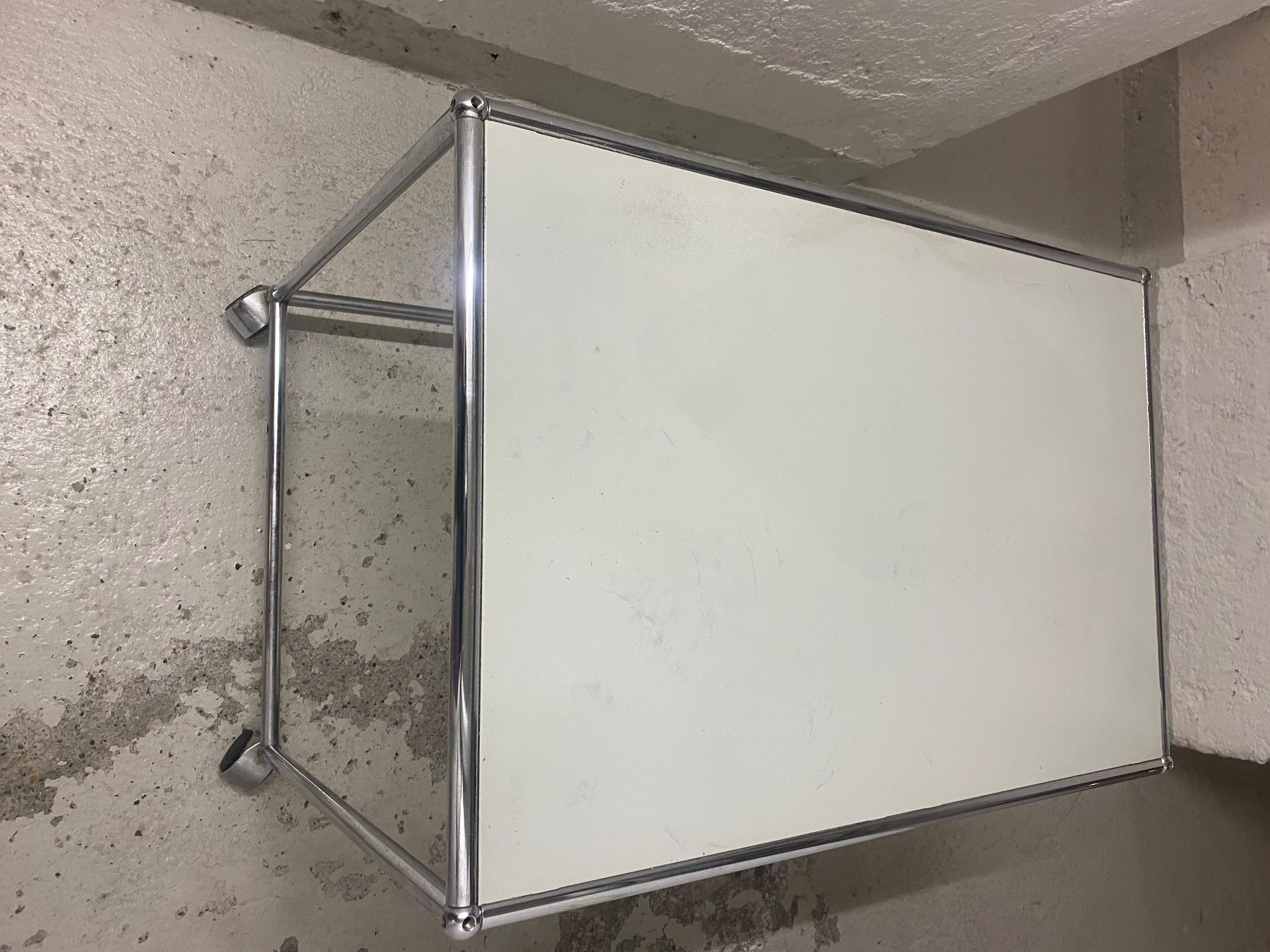 USM Scaffali: USM haller Sideboard – Usato da Luzern venduto da rschoe1964