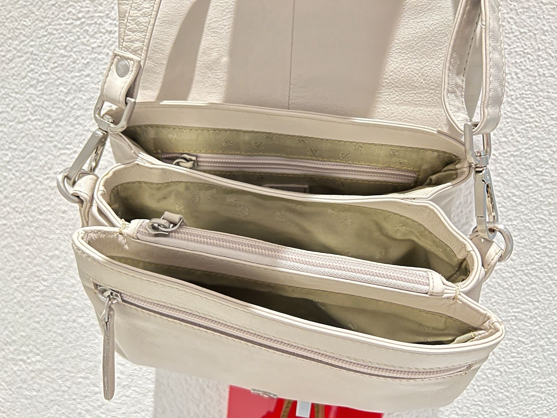 Sattler Taschen für Damen: Damen Schulter-Tasche Sattler & Co. – Gebraucht aus Kriens von Famschmidlin 5