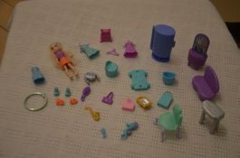 KLEINE POUPPE MIT DIVERSE