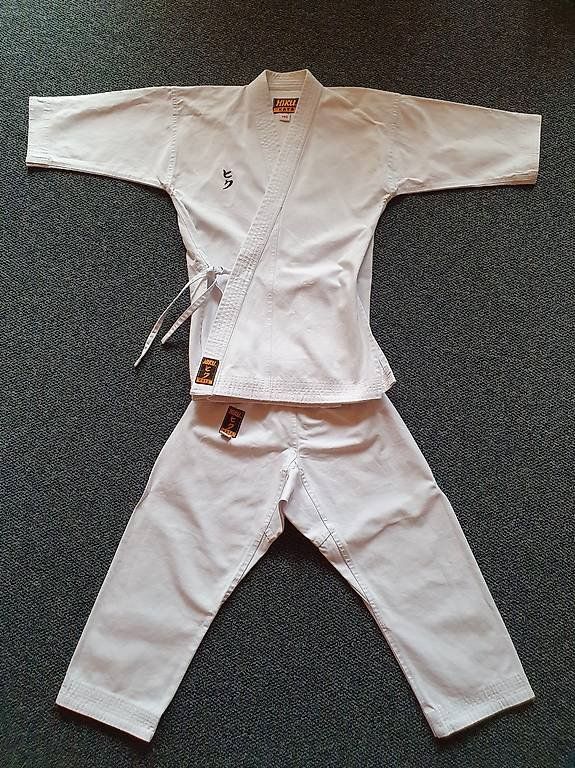 Kimonos: HIKU- KATA/ Karate Kimono Gr.140 – Neu (gemäss Beschreibung) aus Geuensee von jes_9xyk