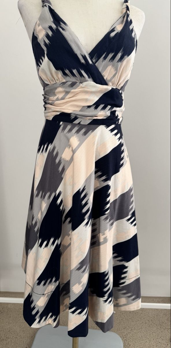 Marc Jacobs Vestiti: Marc by Marc Jacobs Wickelkleid mit Ikat-Print – Nuovo (secondo la descrizione) da Zürich venduto da di_archive