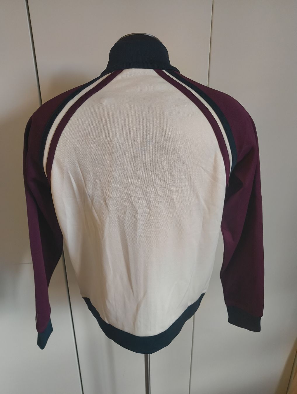 Jacken: Sergio Tacchini Ghibli Piquet Tracktop Grösse M – Neu und originalverpackt aus Uitikon Waldegg von PJLS1 1