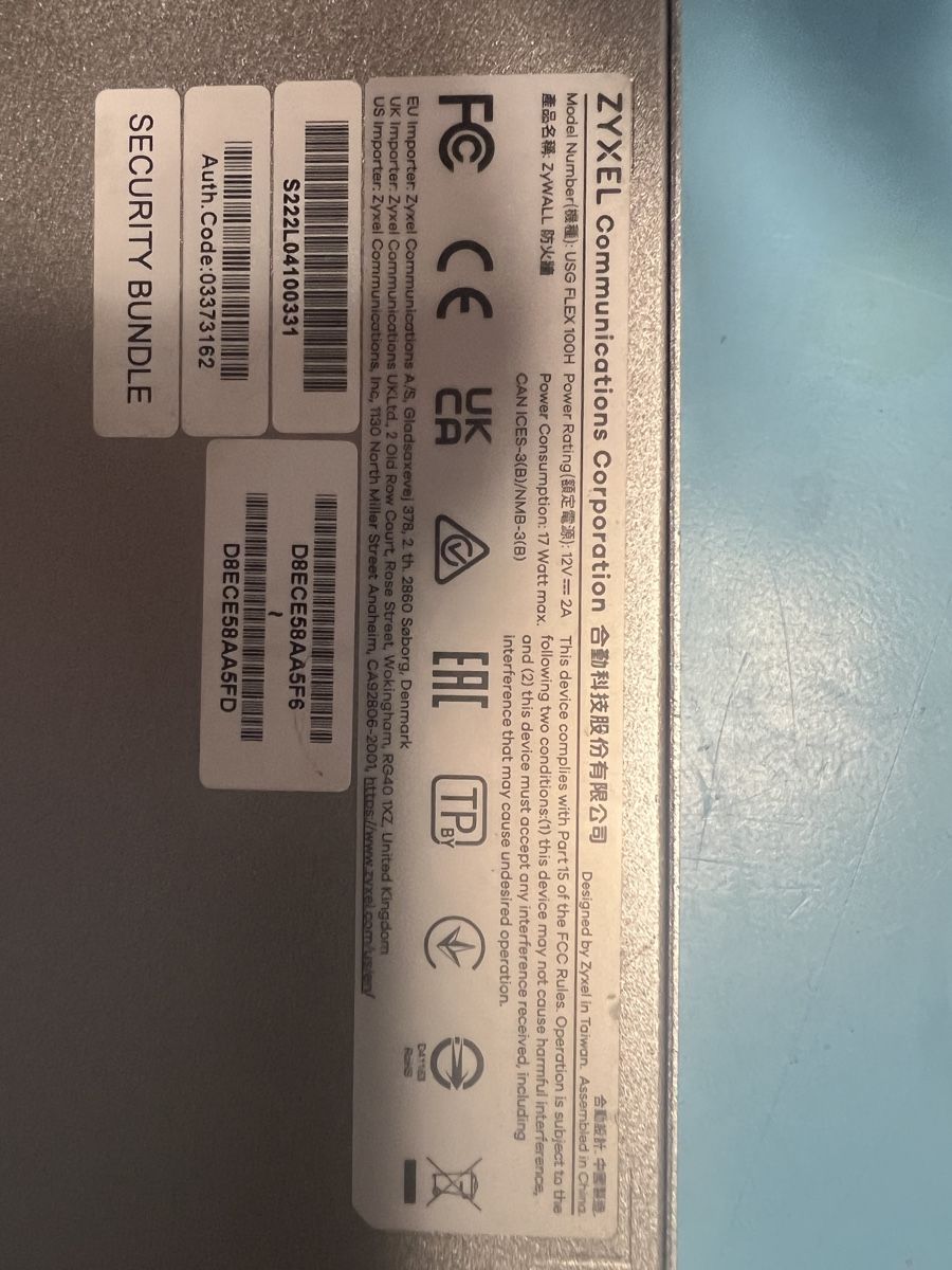 Zyxel Firewall: Zyxel ZyWALL USG Flex 100 – Usato da Zürich venduto da 2008andreas 3