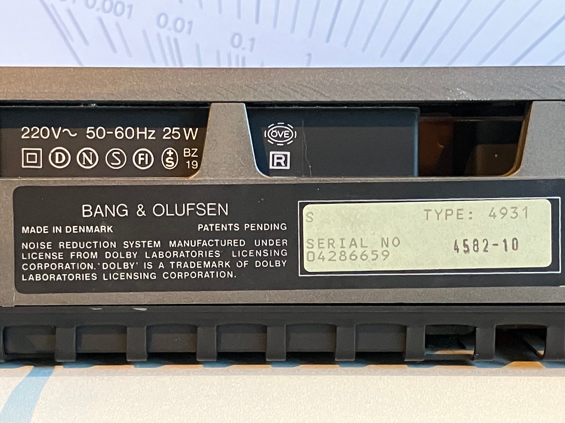 Bang & Olufsen Verstärker: Bang&Olufsen 3 éléments Ampli + Tape + Master Control 5500 – Gebraucht aus Delley von ogringo77 7