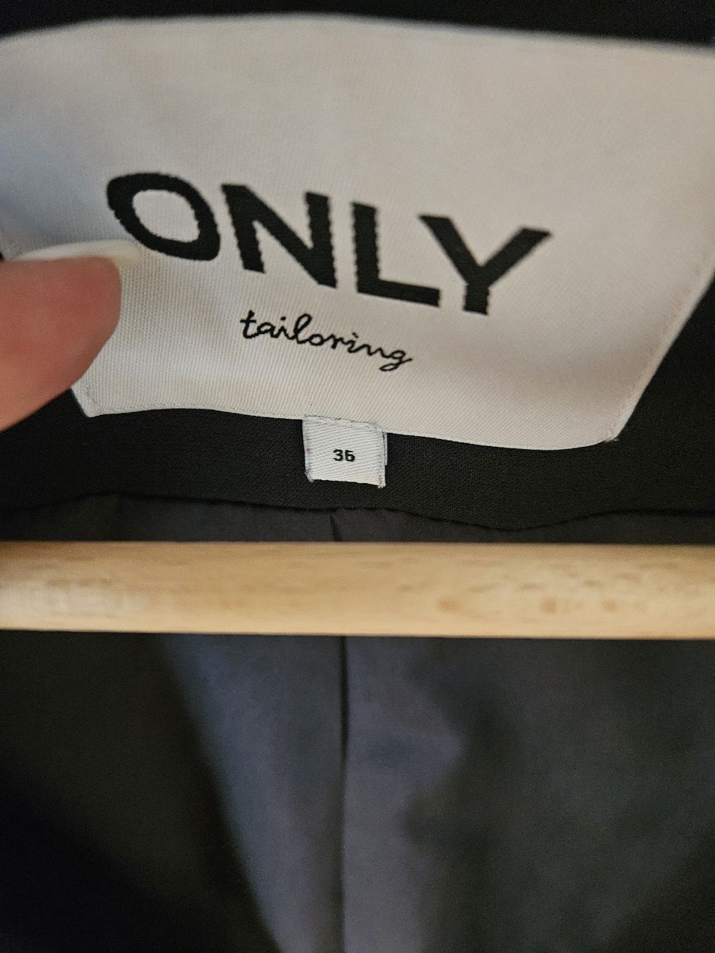 Only Giacche: Blazer ONLY noire, taille 36, neuf – Nuovo (secondo la descrizione) da Morges venduto da Mlle_Croft_91 2