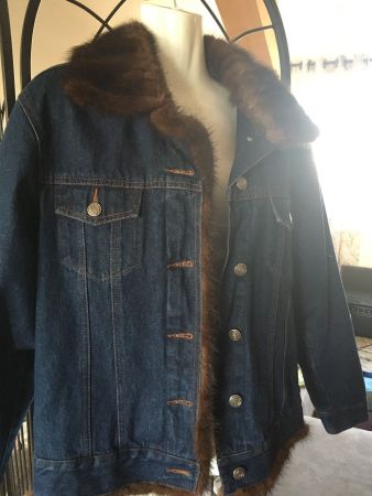 Manteau luxe en jeans brut et fourrure 2 saisons