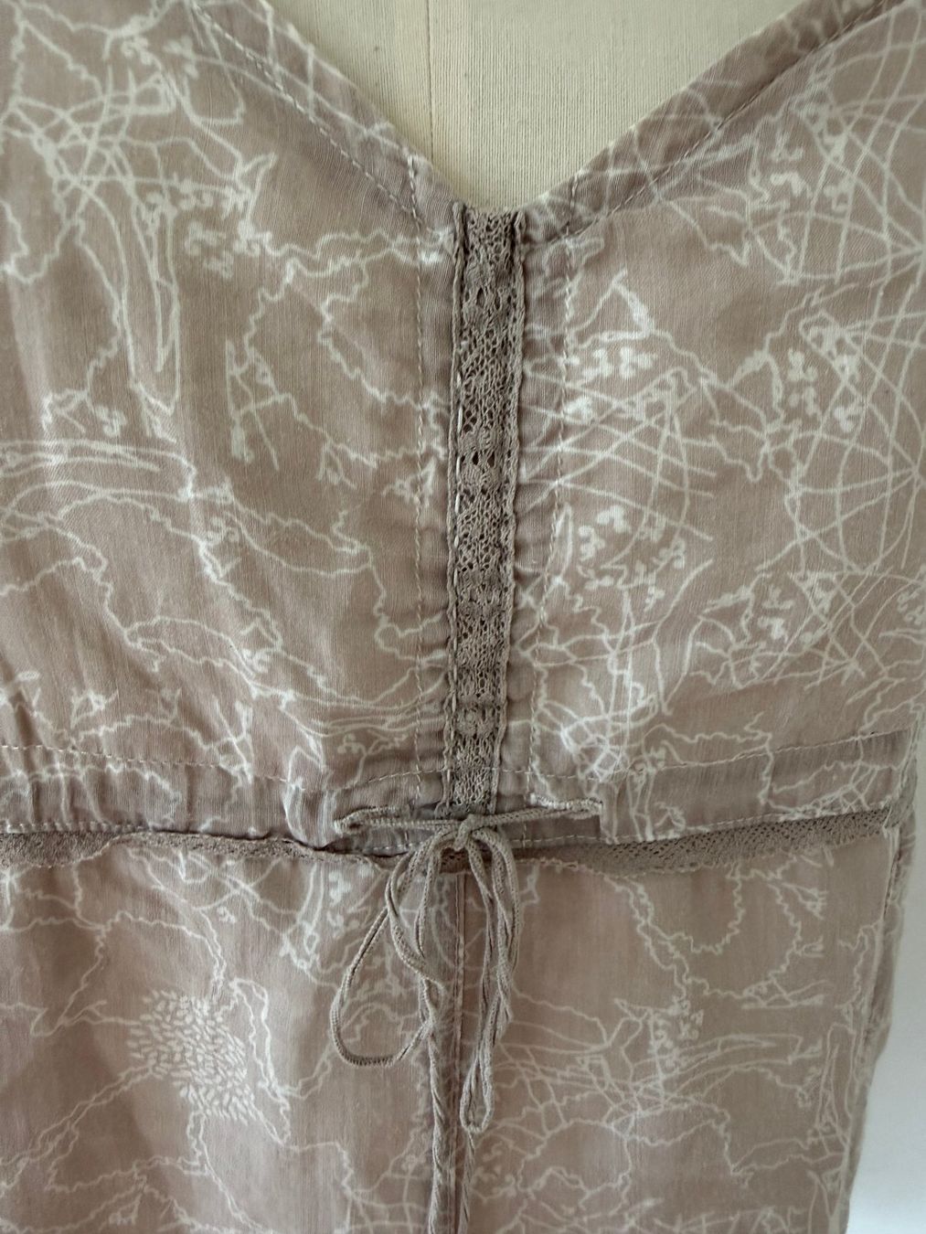 Nile Robes: Nile Kleid Grösse M – D'occasion à Kirchdorf AG par coco123 3