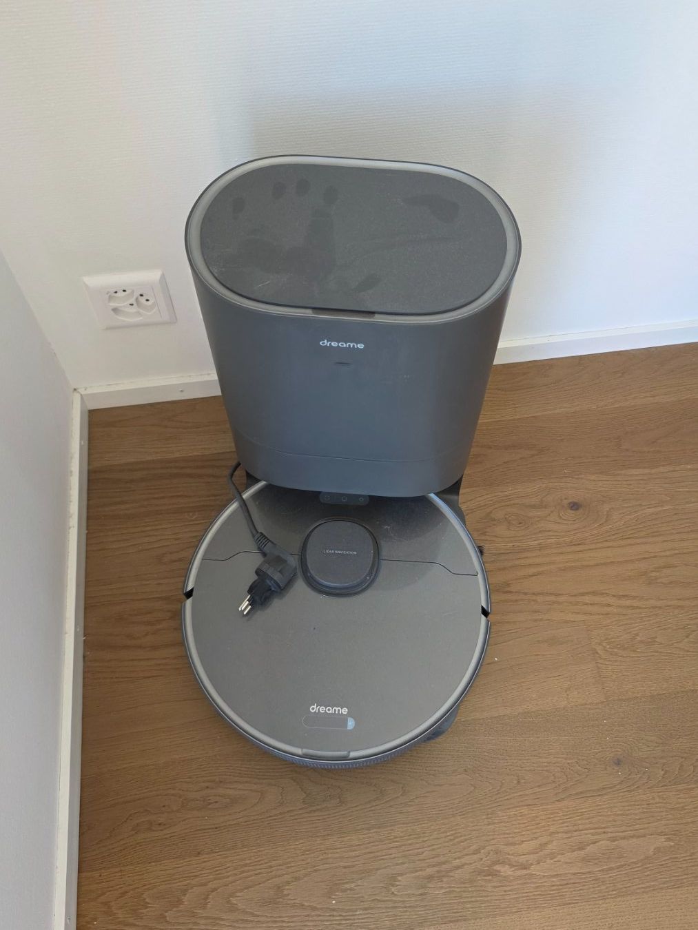 Dreame Staubsauger & Zubehör: Dreame Bot Z10 Pro - Saug und Wischroboter – Gebraucht aus Winterthur von BetyP