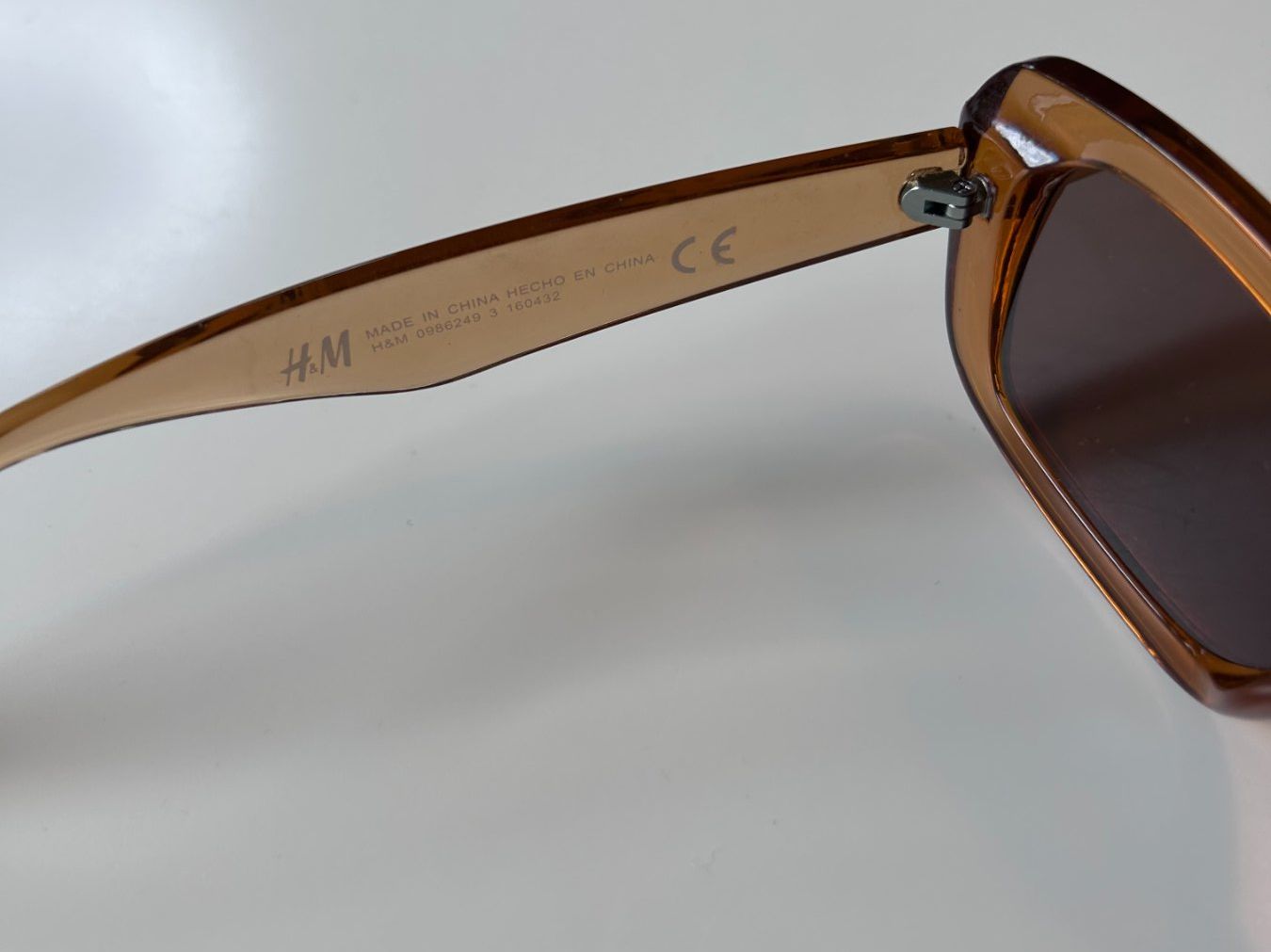 H&M Occhiali & Lenti: H&M Sonnenbrille – Usato da St. Gallen venduto da look-twice 5