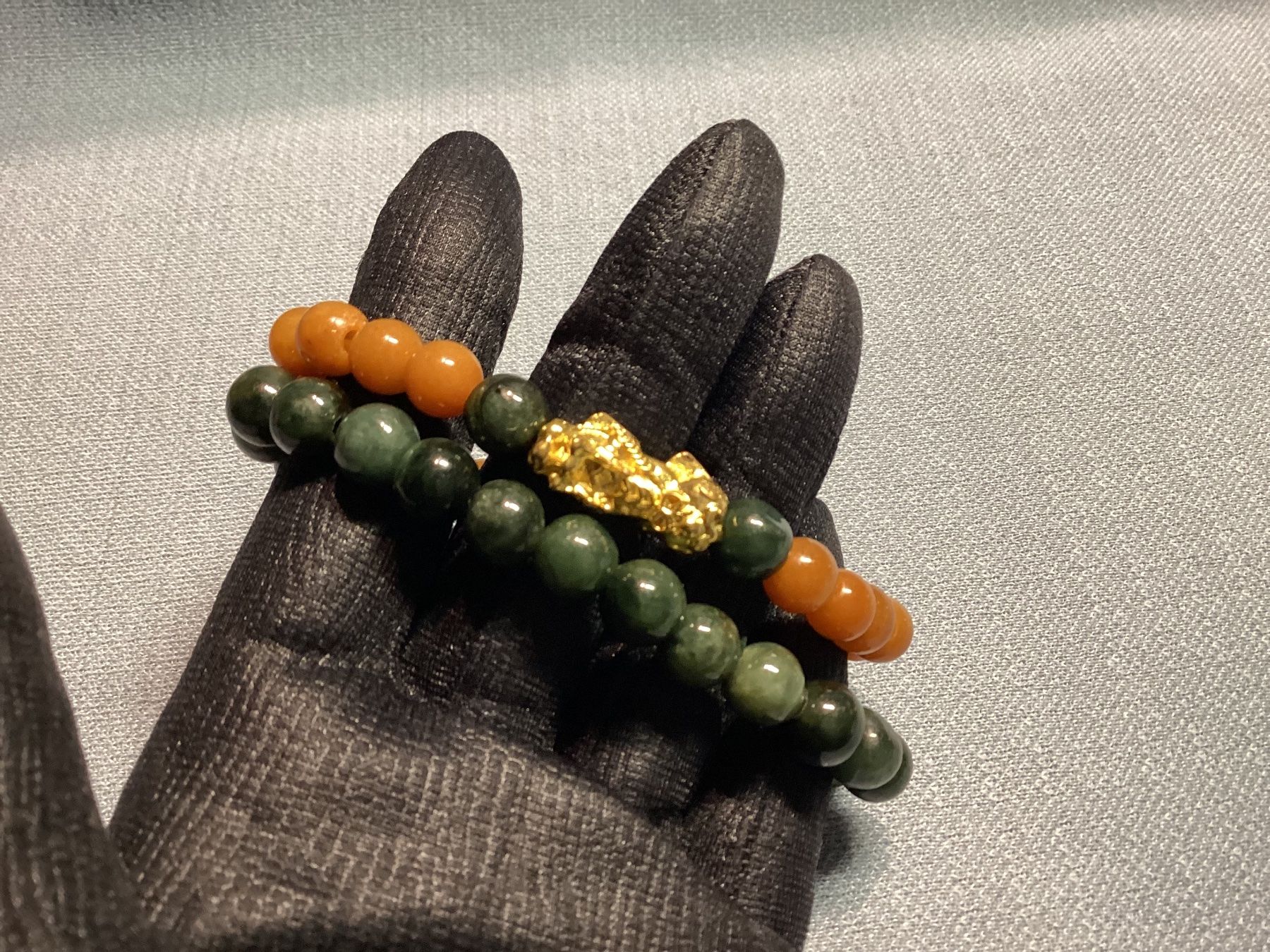 Bracciali & Braccialetti: 2 Edelstein Armbänder: Jade mit Glücksbringer Pixiu – Nuovo e nell'imballaggio originale da Laax GR venduto da Kiki-Kingdom2 3