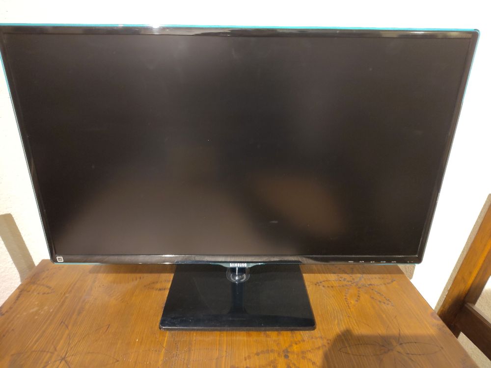 27'' Samsung Monitor | Kaufen auf Ricardo
