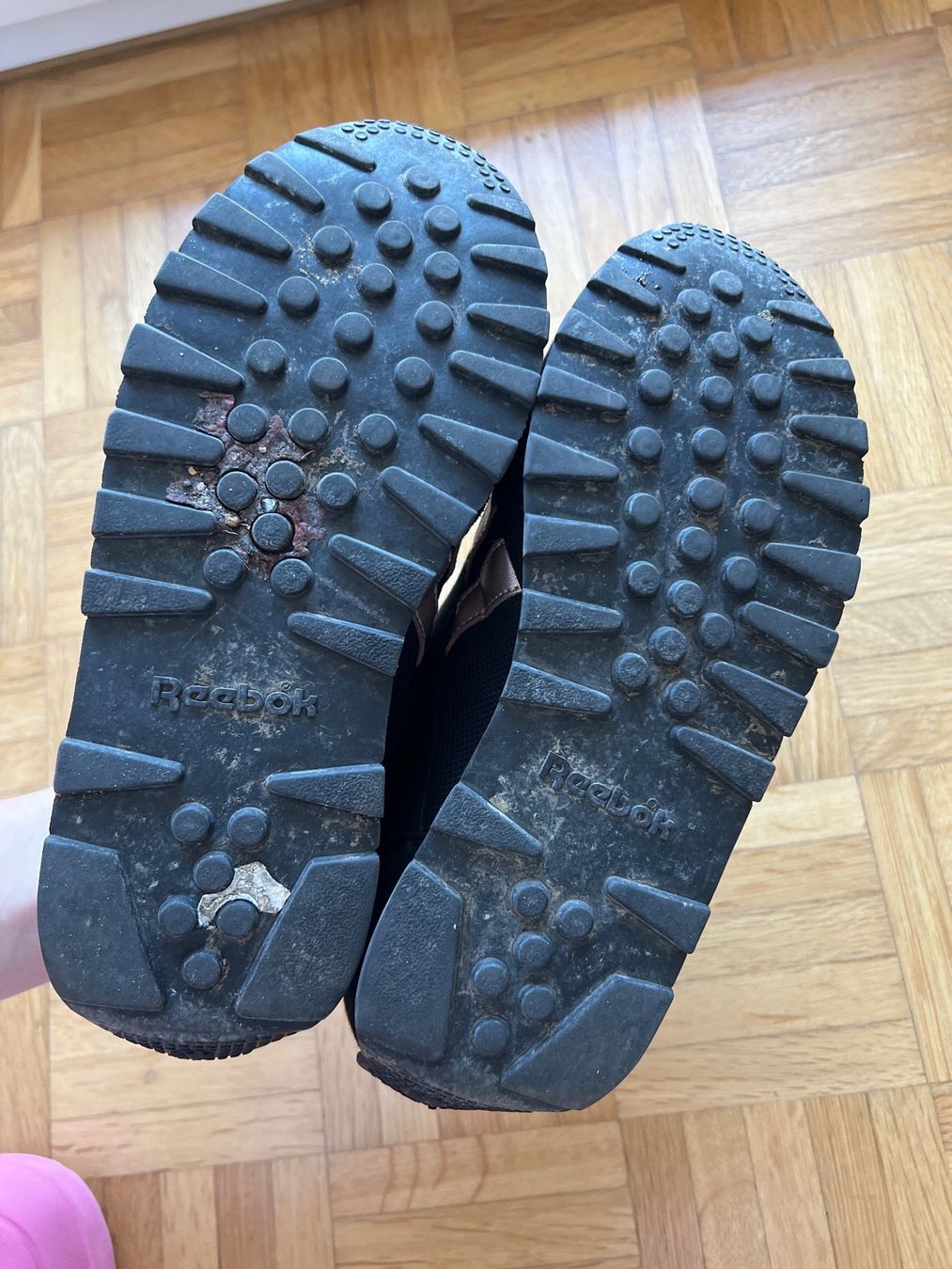 Reebok Scarpe da uomo: REEBOK EUR 39 – Usato da Horgen venduto da linuxrp 5