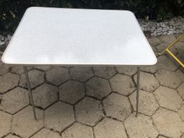 Alter Camping Tisch aus den 50er oder 60er Jahren