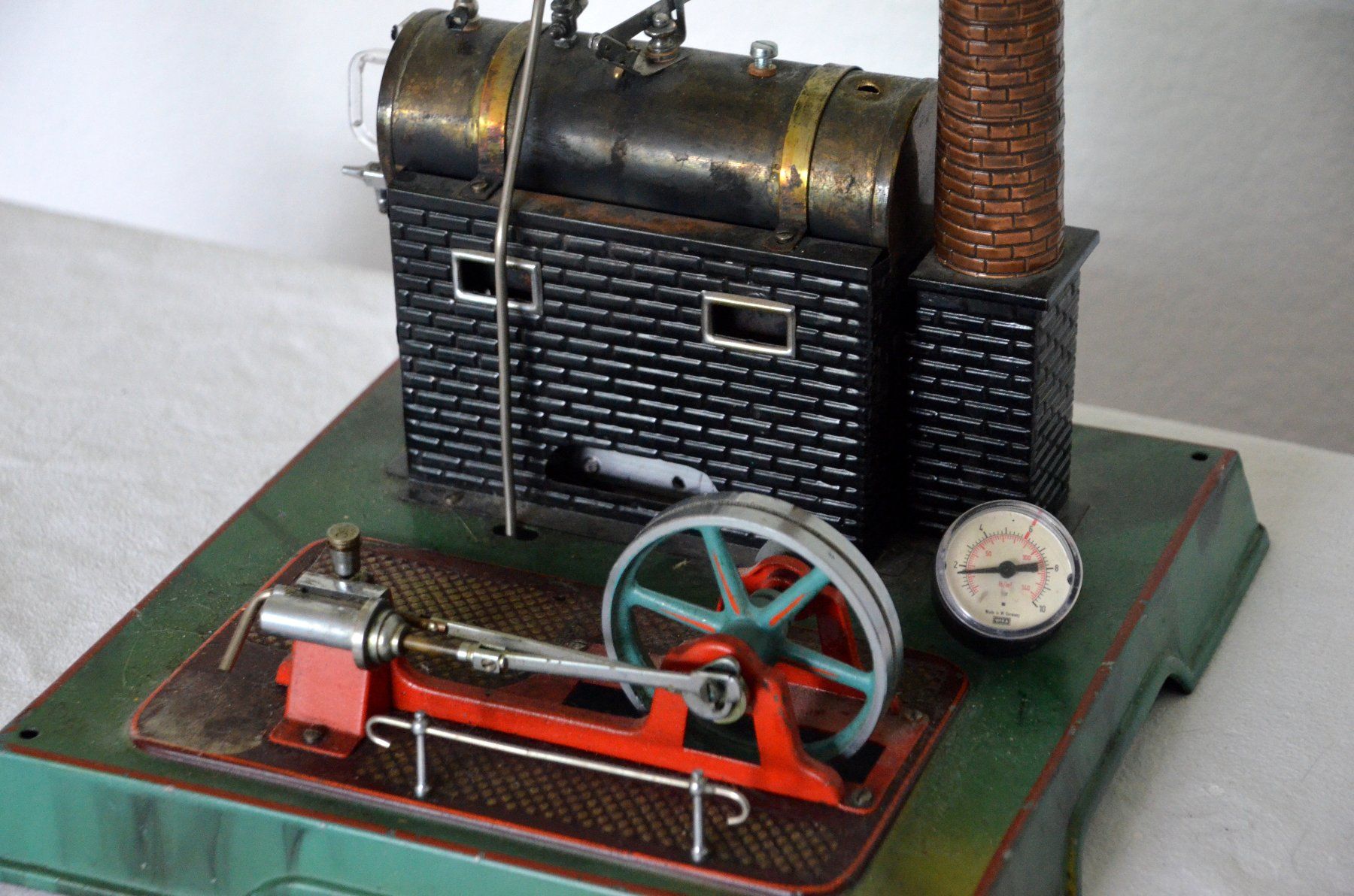 Kit di modellismo & Modellini statici: Dampfmaschine / machine à vapeur – Difettoso da Collonges venduto da arashee 3