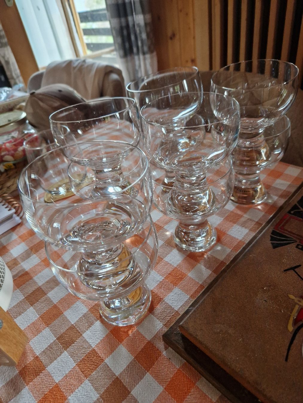 Verres: lot de 10 coupes en verre robuste – Neuf (Voir description) à Les Agettes par Mazikeen 4