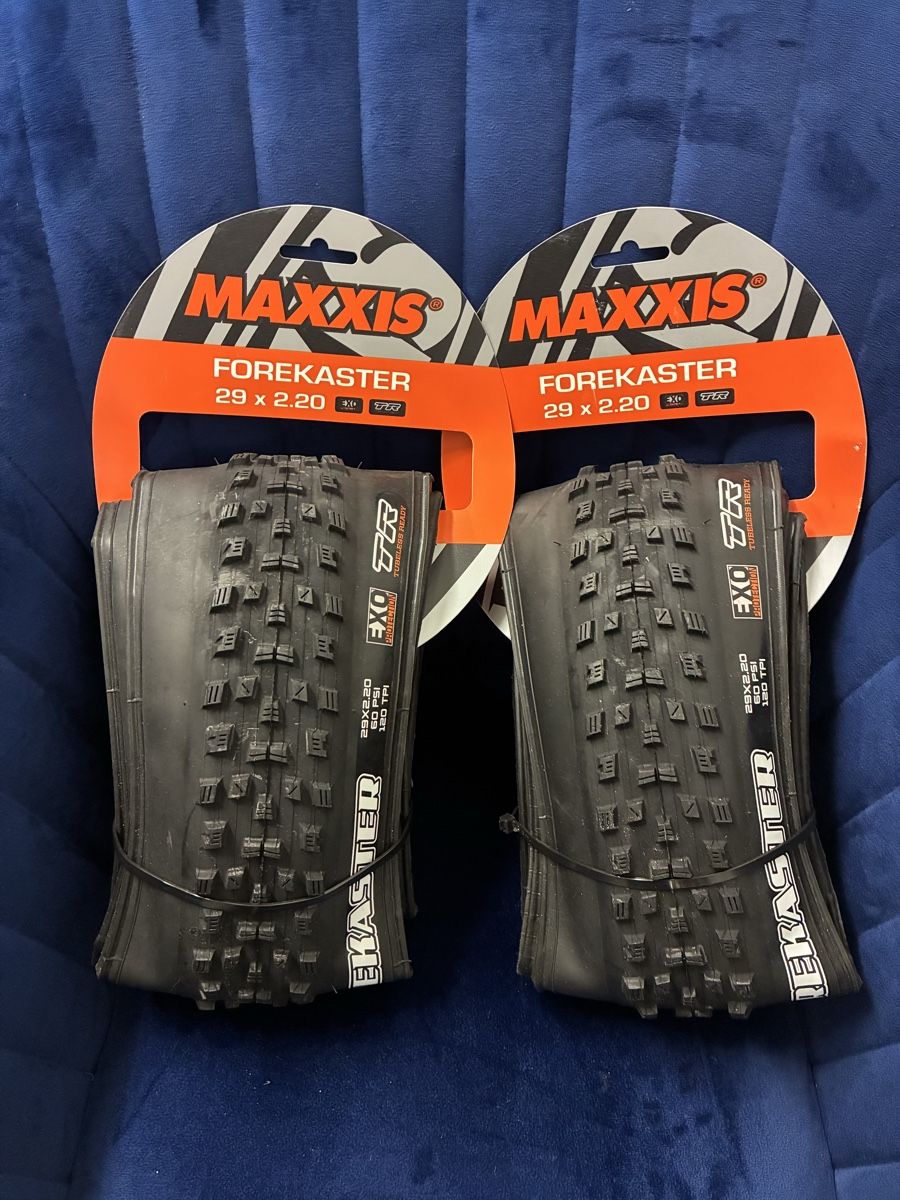 Maxxis Pezzi di ricambio: MAXXIS FOREKASTER 29 x 2.20 – Nuovo e nell'imballaggio originale da Holziken venduto da dar_v66p