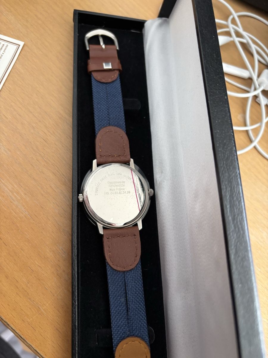 Montres: Armbanduhr Airbus – Neuf avec emballage d'origine à Russikon par Andres8 3