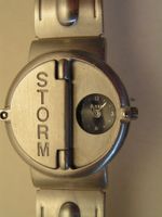 Original Storm London Uhr Dual Flip  Neue Batterien