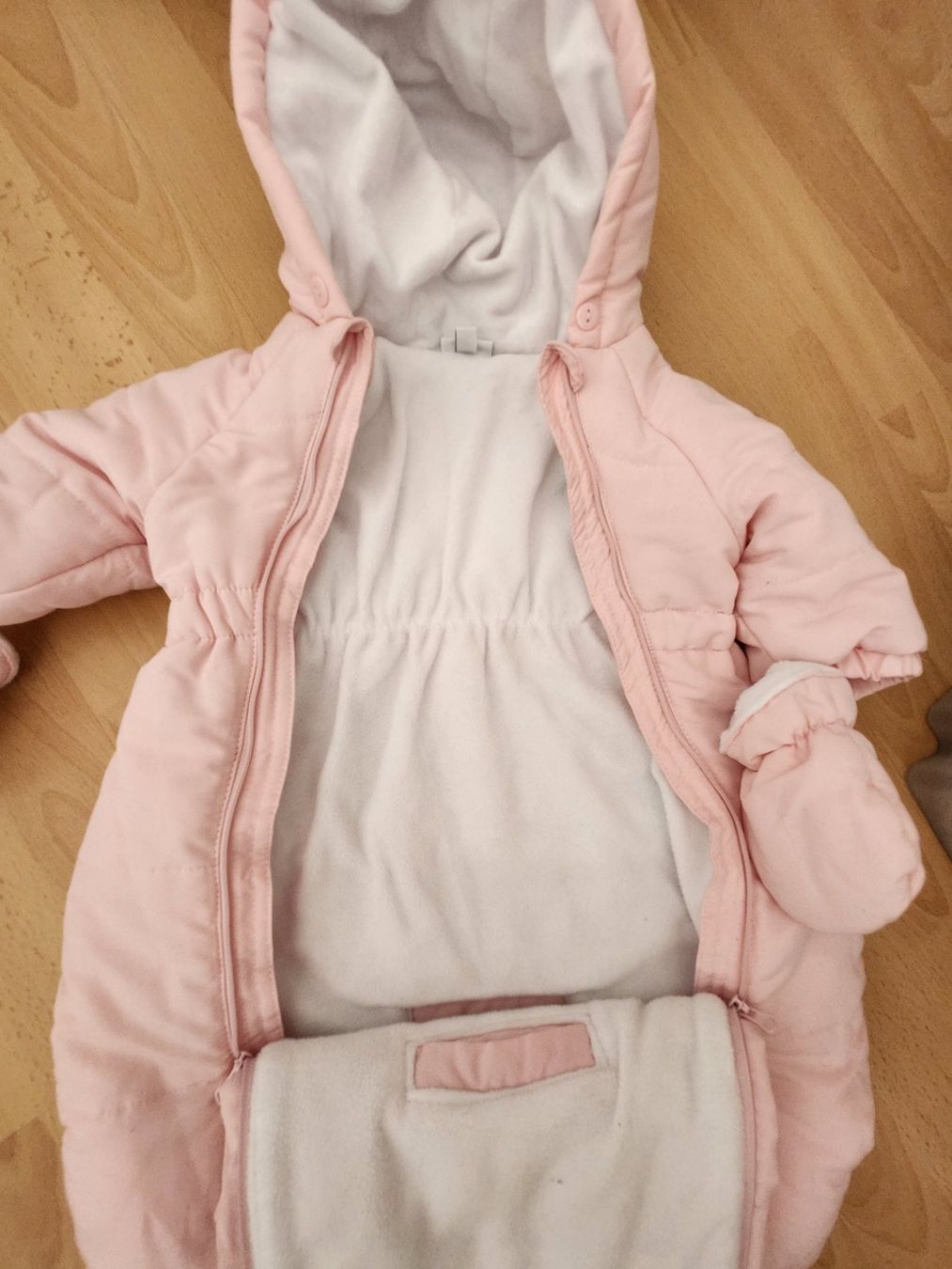 Completi: Skianzug Baby – Usato da Kefikon TG venduto da Livline 1