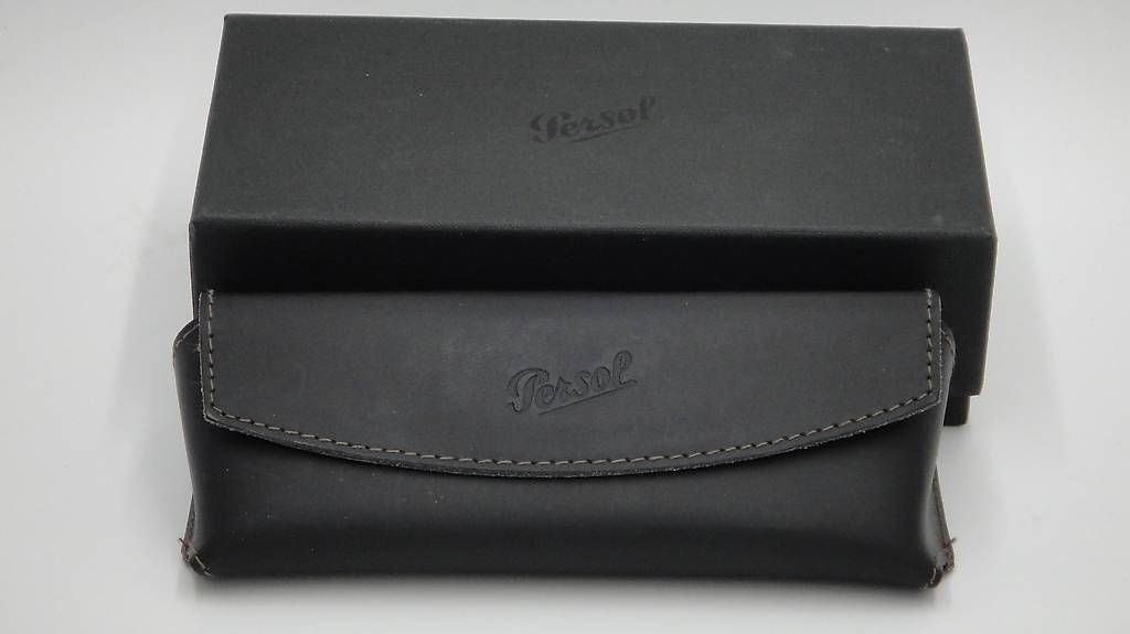 Persol Occhiali & Lenti: Lunettes PERSOL Vintage Rare – Nuovo e nell'imballaggio originale da Lausanne venduto da mic_nf2y 2