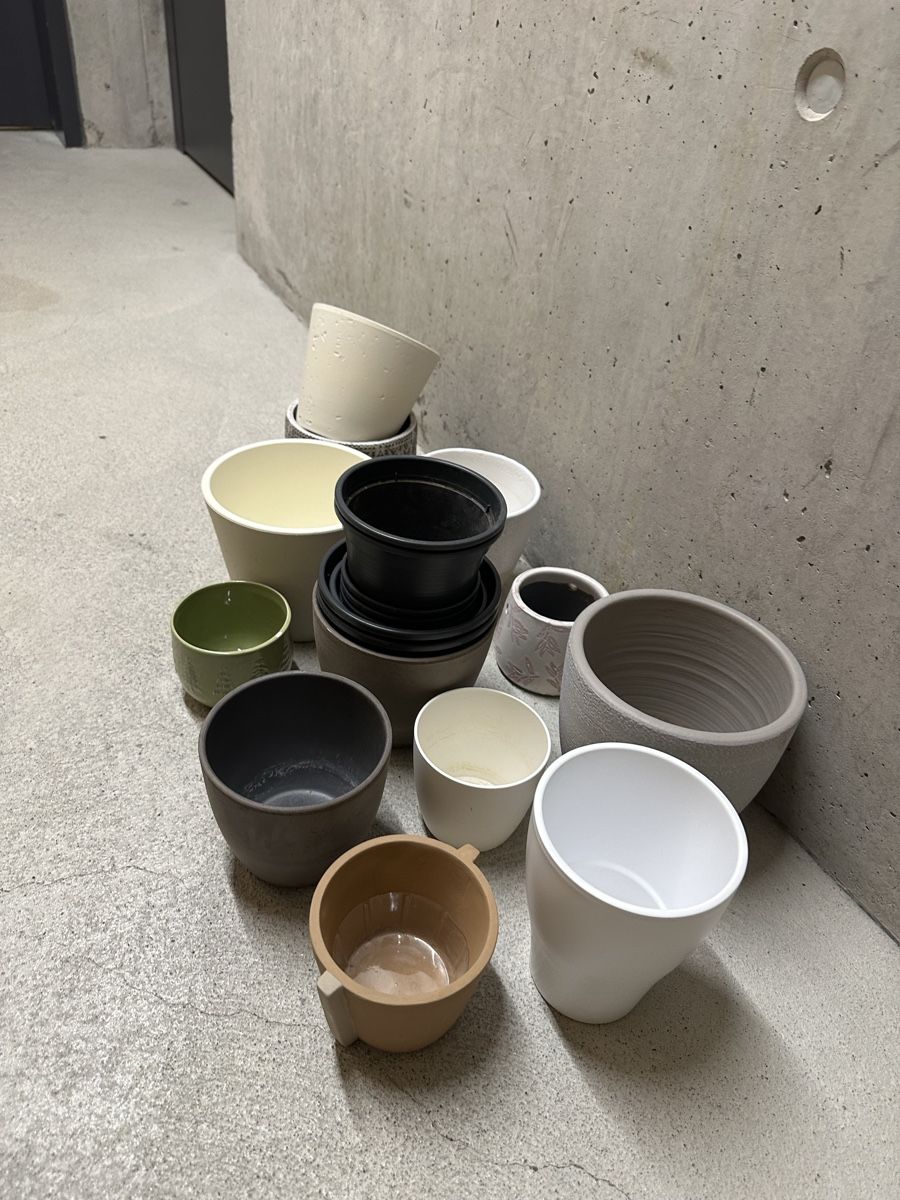 Pots de fleurs: Various Flowerpots – D'occasion à Baden par emi_55vx 2