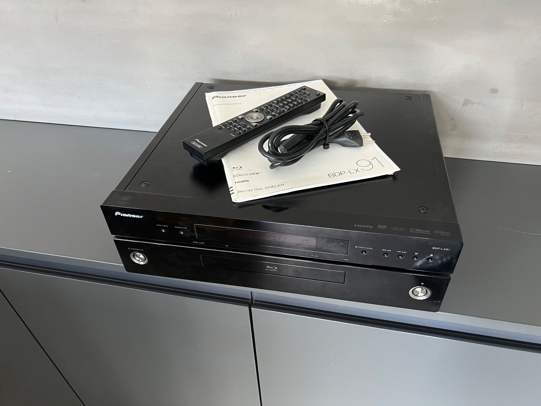 Pioneer Lettore multimediale & Streamer: Pioneer Blu-ray und DVD Player – Usato da Inwil venduto da 27sonnenschein