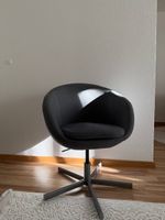 Grauer IKEA Drehstuhl SKRUVSTA