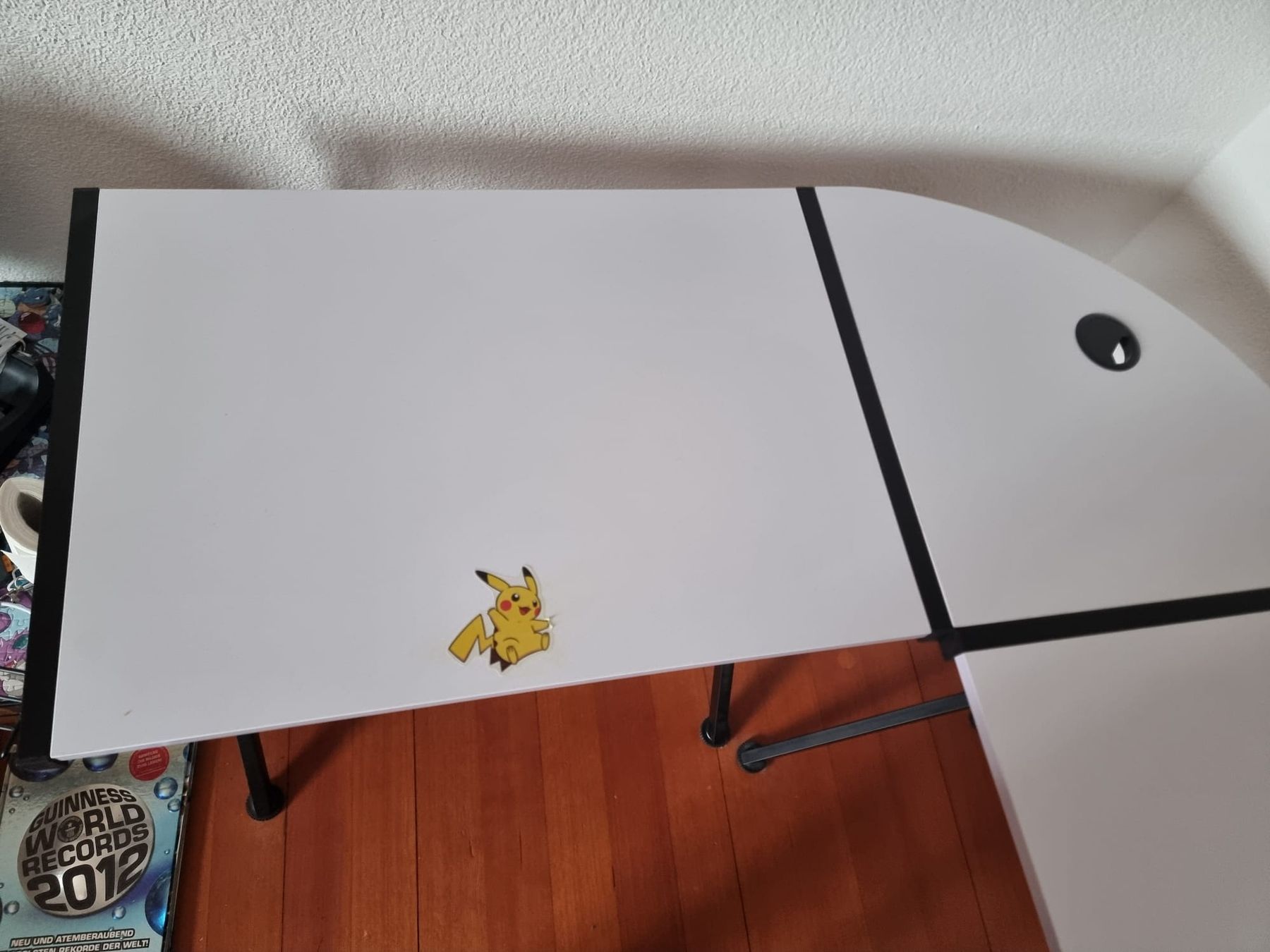 Scrivanie: Gamingtisch / Eckpult / Eckschreibtisch – Usato da Thayngen venduto da Misanthrop01 2