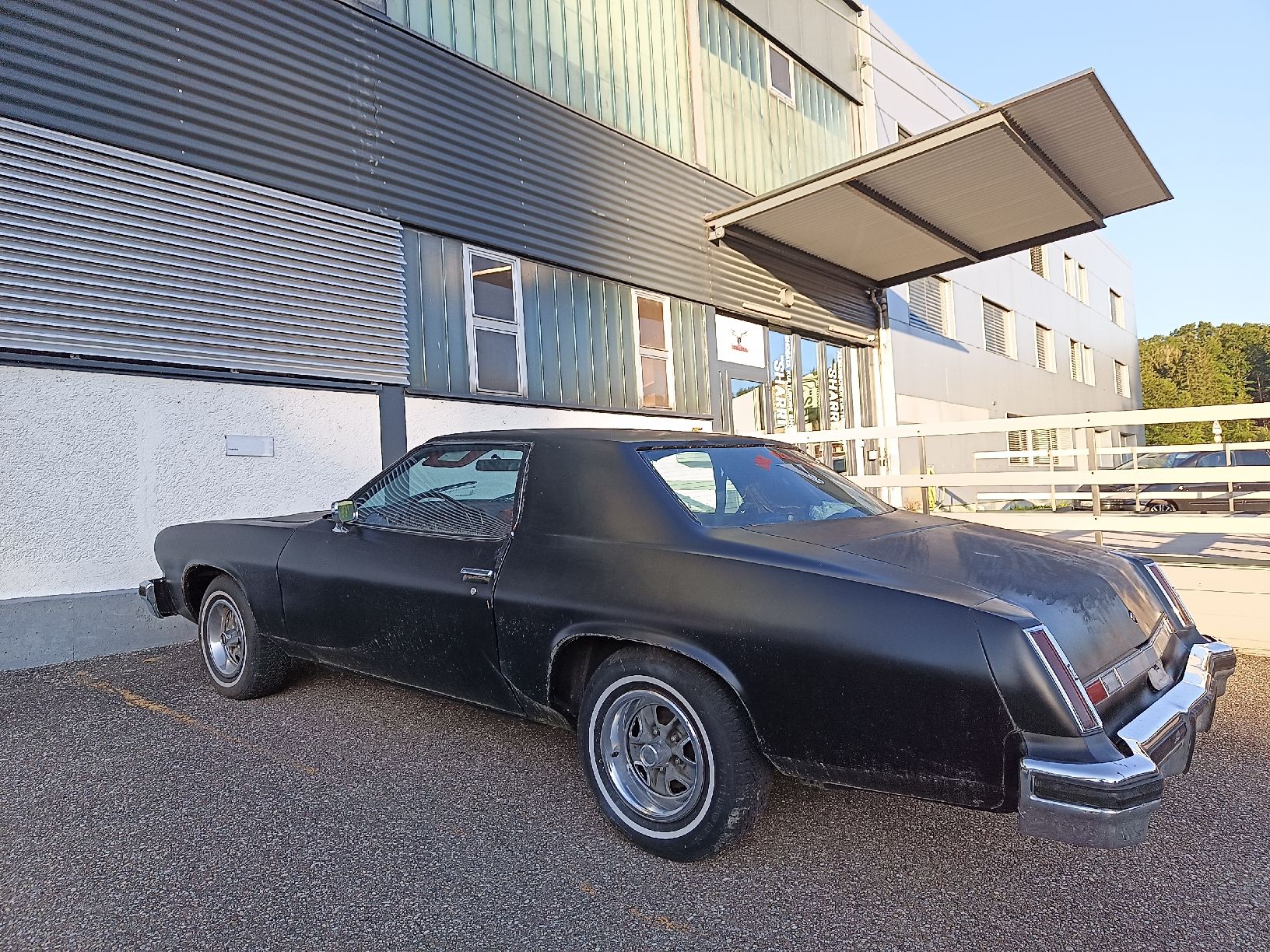 Oldsmobile Autos: Oldsmobile Cutlas Salon V8 5,7l – Defekt aus Kirchberg SG von Mathieu_de_Paris