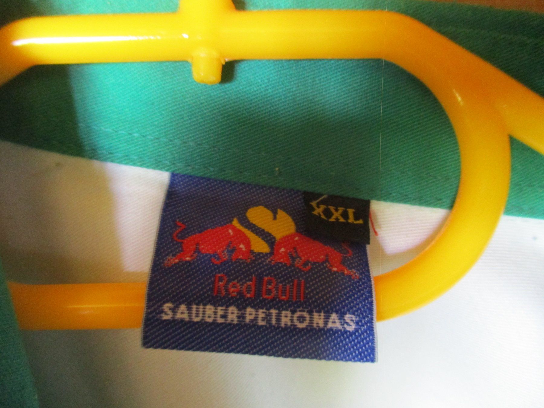 Autogramme: SAUBER Red Bull/Petronas Hemd, Grösse XXL,   neuwertig – Neu (gemäss Beschreibung) aus Ottikon Gossau ZH von hokuspokus 5