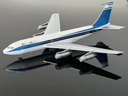 Boeing 720 EL AL, Inflight 200