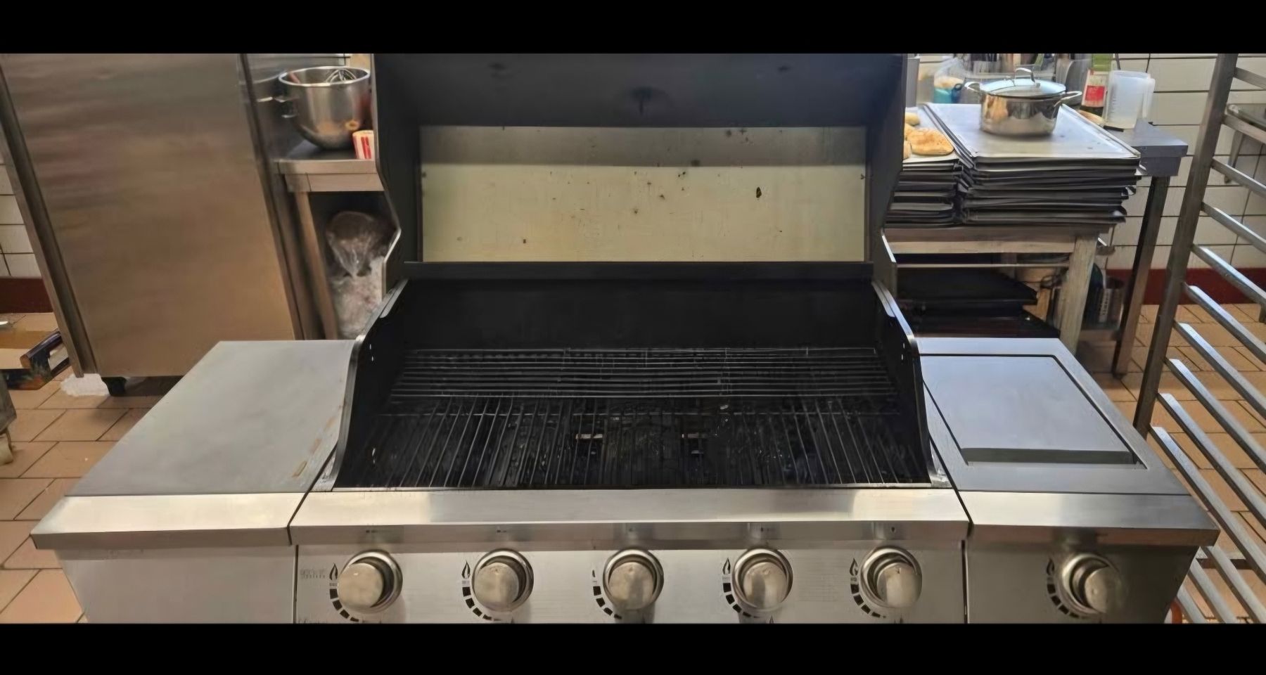 Griglie: Griller mit gas – Usato da Othmarsingen venduto da inf_sjq9 1