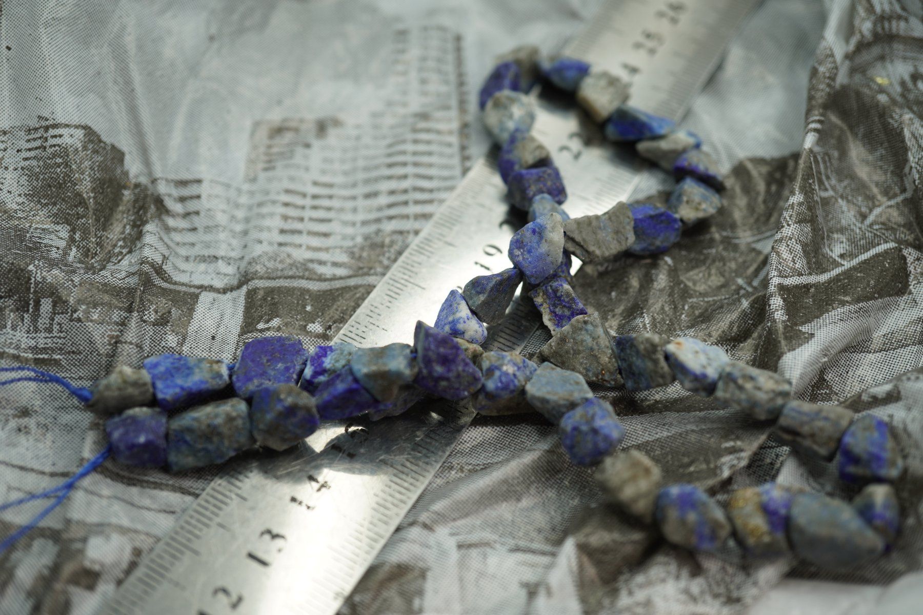 Minerali & Pietre curative: Lapis Lazuli   Nugget   Strang   (Räumung!) – Nuovo e nell'imballaggio originale da Eschenbach SG venduto da topstone 4