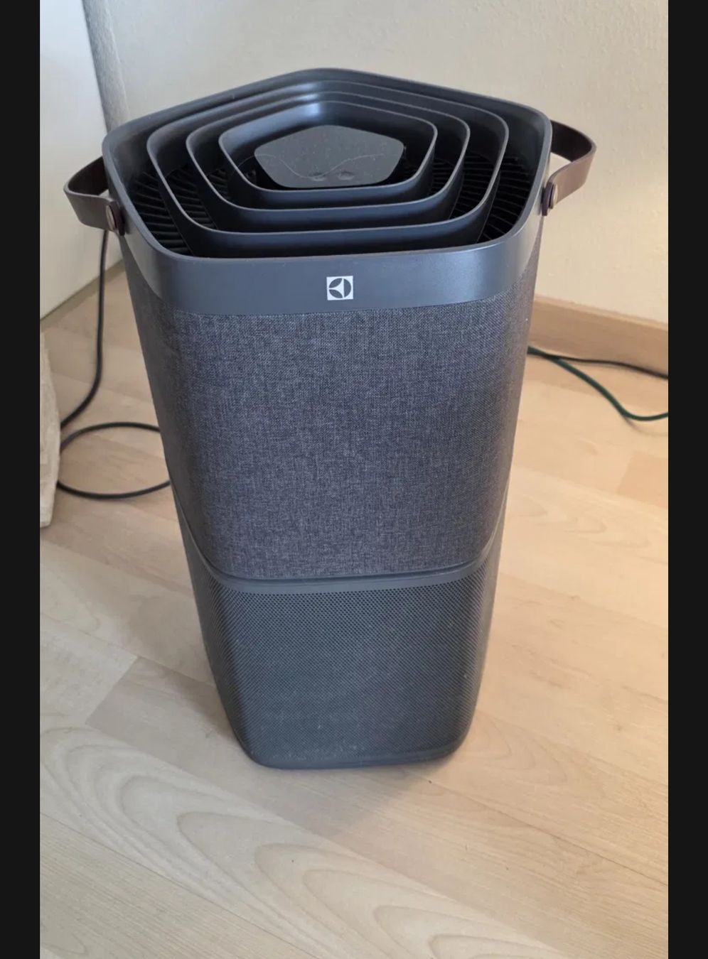Electrolux Luftreiniger: Electrolux Pure A9 Luftreiniger – Gebraucht aus Basel von Reto114