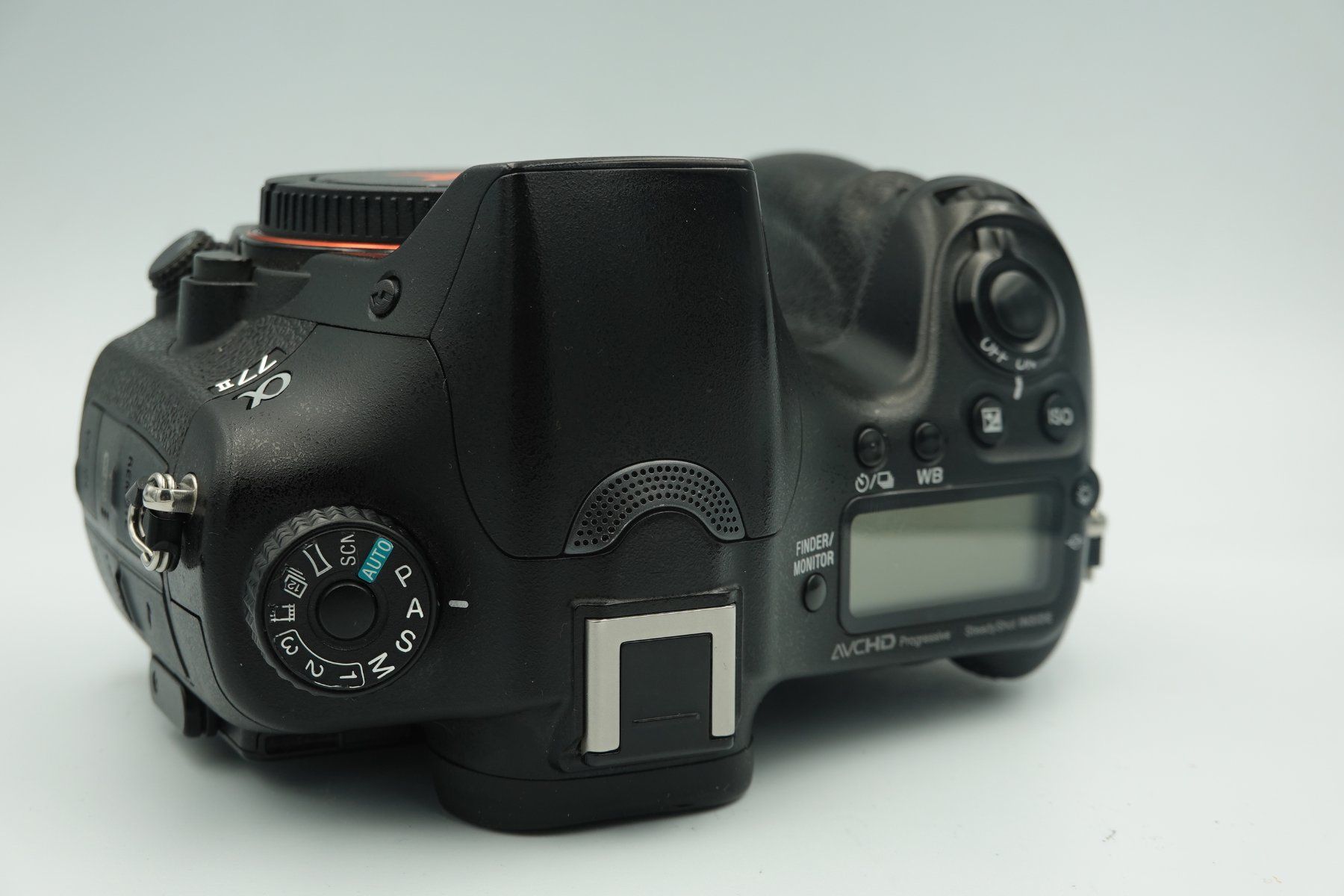 Sony Kamera: Sony A77 II Mark 2 Body – Gebraucht aus Chur von  2