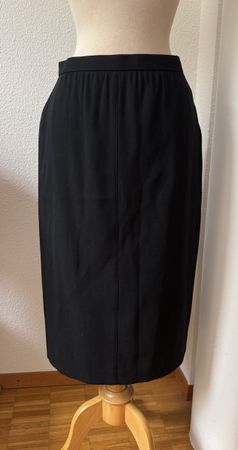 Jupe Escada laine vierge noire taille 40
