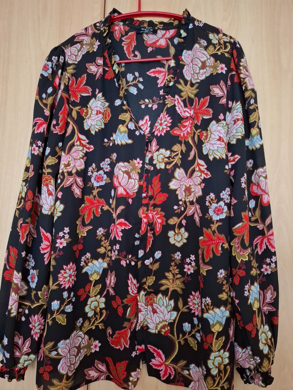 Camicette: Bluse  Wallis 42 Top – Usato da St.Gallen venduto da LaMiSa