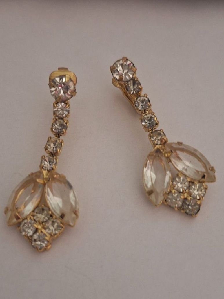 Orecchini pendenti & Orecchini a lobo: Clipsen Vintage Strass – Usato da Kerzers venduto da ExpressoTerreno