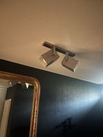 Spots de deux pièces 