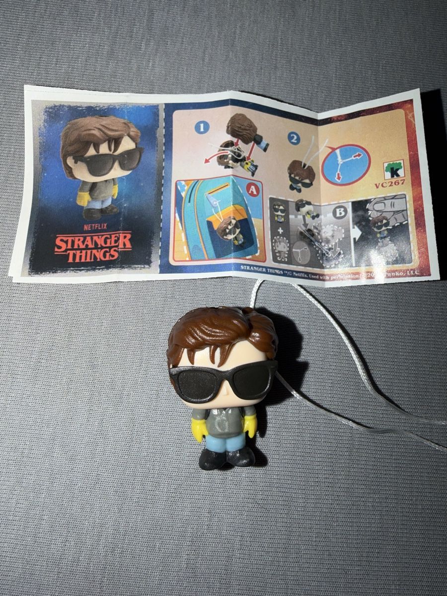 Funko Figurines: Stranger Things Kinder Joy Steve – Neuf (Voir description) à Dällikon par ErolindRamadani