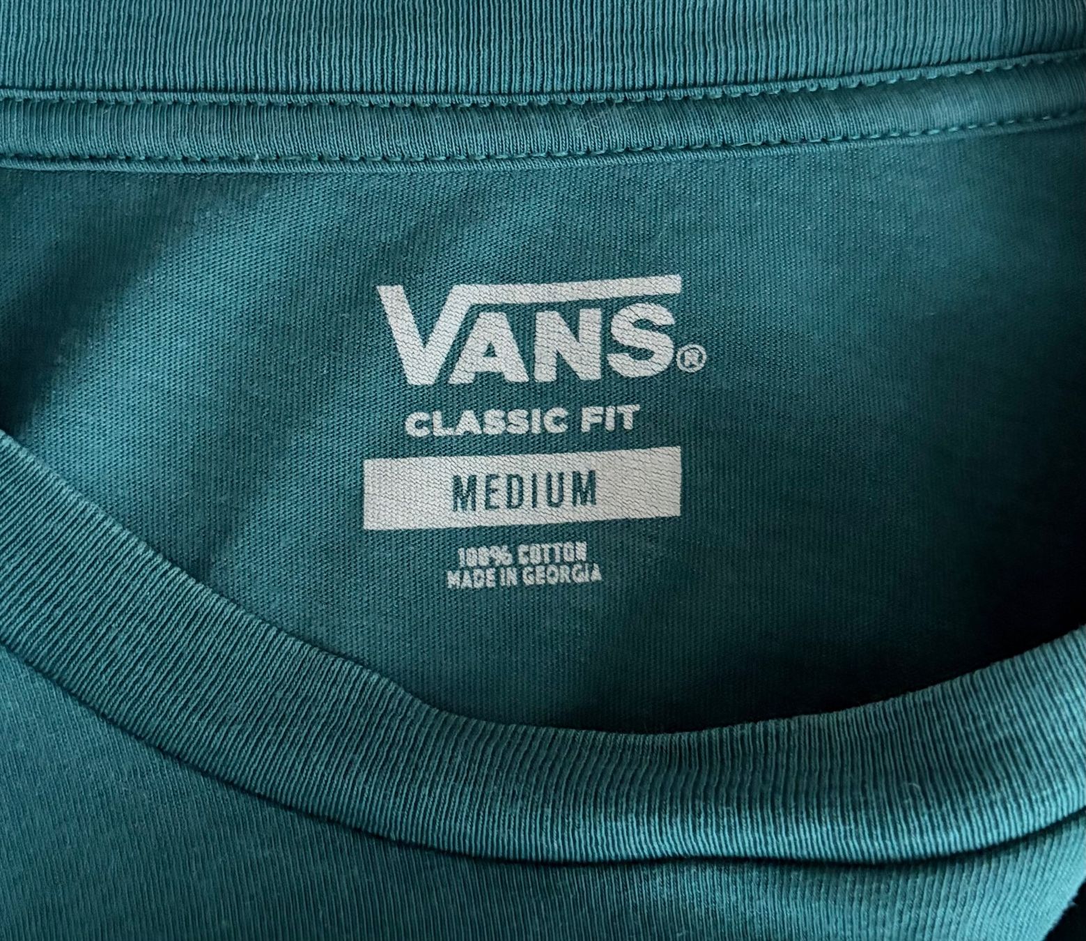 Vans T-shirt: Vans Tshirt – Usato da Oberdiessbach venduto da liv_iaanna 1