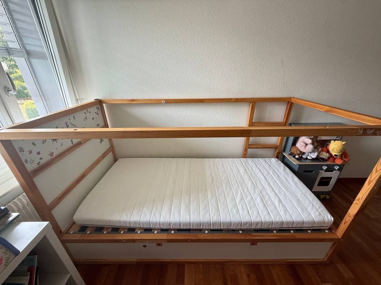 Ikea Betten: IKEA KURA bed 90x200 – Gebraucht aus Rüschlikon von auseverysoup 2