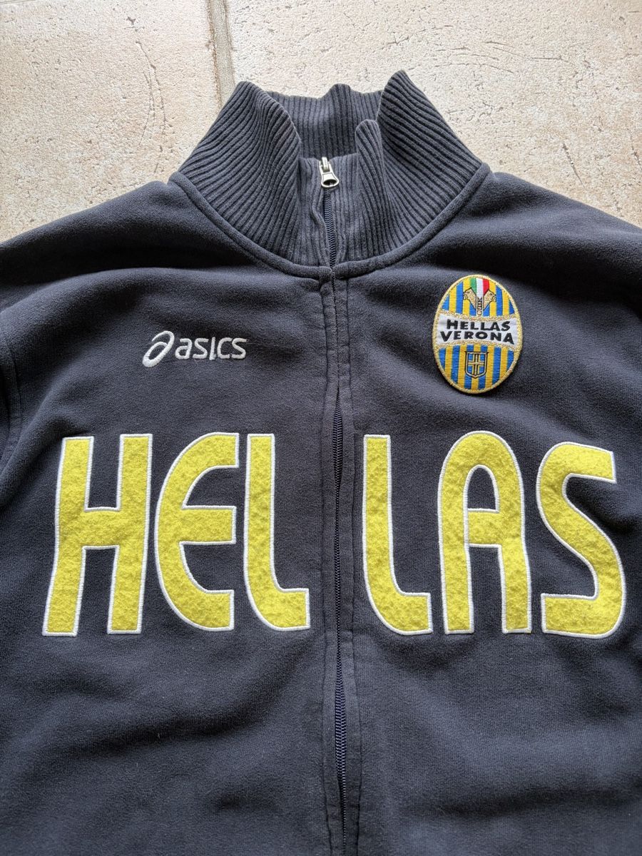 Asics Pulls & Sweat-shirts: Vintage Trainerjacke Hellas Verona – D'occasion à Schwadernau par bra_pmq7 1