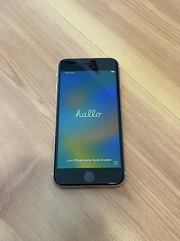 Apple Handys / Smartphones: iPhone SE 2. Gen – Gebraucht aus Schöfflisdorf von Panter51