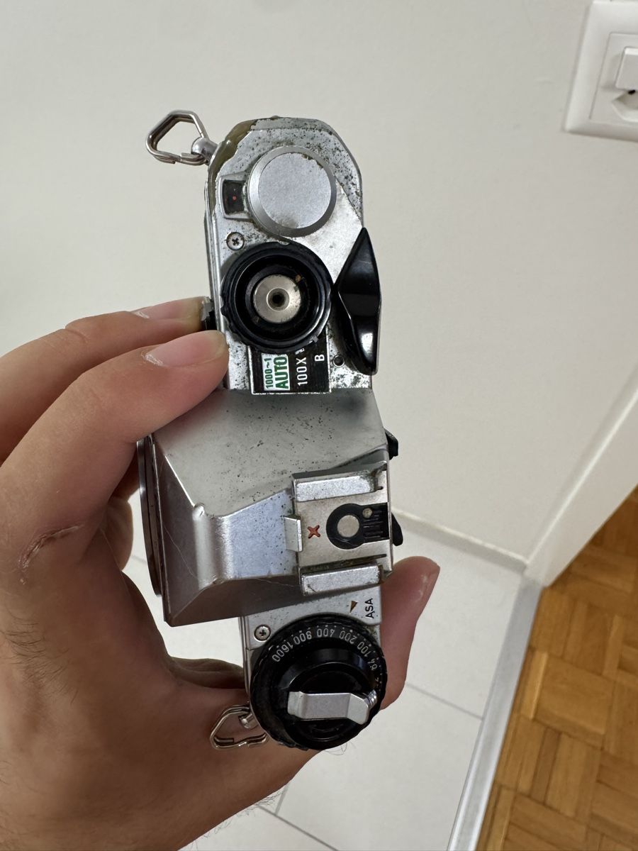 Pentax Kamera: Pentax MG + 2 Objektiv – Defekt aus Nyon von loris305 2