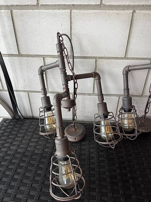Lampade: 2 Lampes design industriel Eglo – Usato da Vicques venduto da JU_2824 1