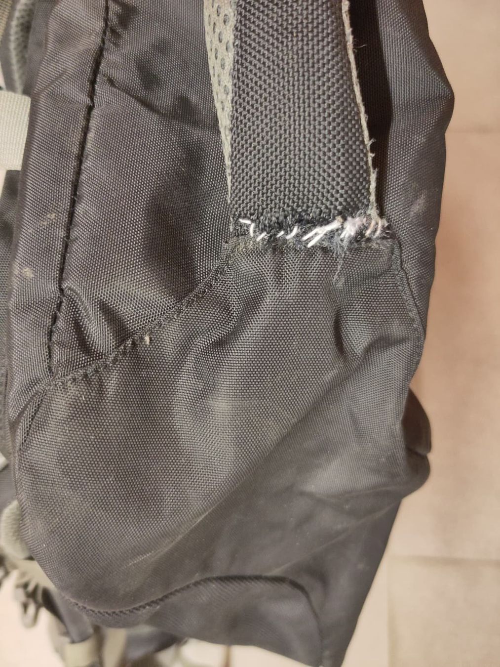 Macpac Zaini: MacPac 70L Rucksack + 15L Tagesrucksack – Usato da Wädenswil venduto da jul_dn77 4
